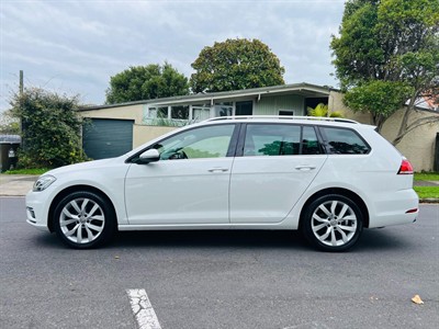 2017 Volkswagen GOLF - Thumbnail
